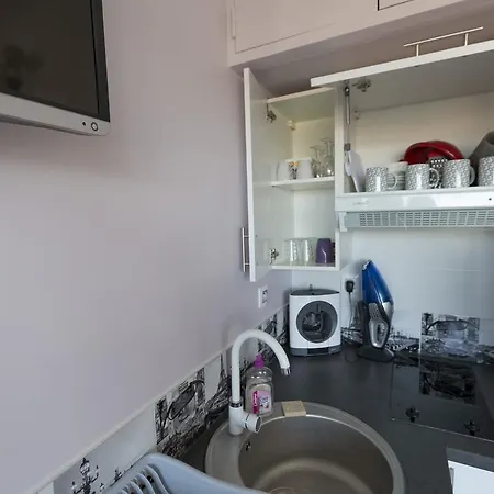 Apartment Residential Studio Western