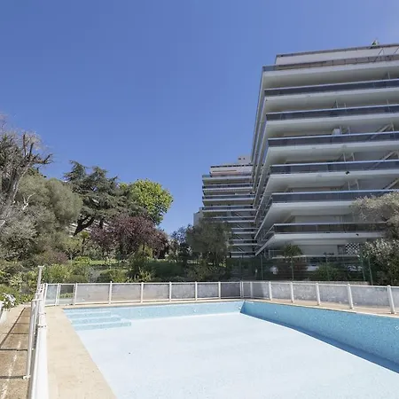 Residential Studio Western Apartment *